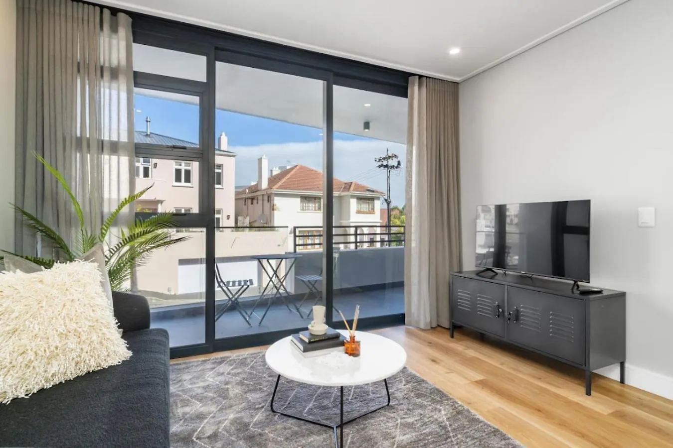 Coastal Luxe 1-Bed Escape Apartment Cape Town