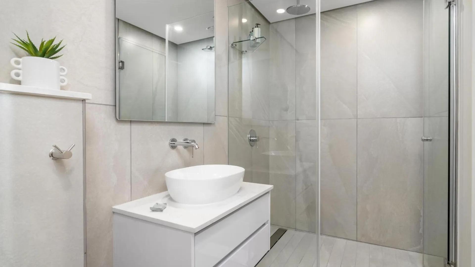 Coastal Luxe 1-Bed Escape Apartment Cape Town 0*,  South Africa